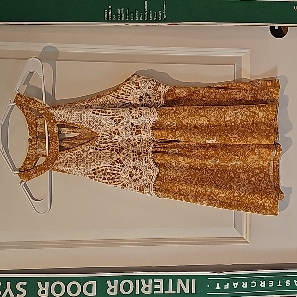 Rewind paisley & lace tank